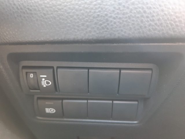 TOYOTA Yaris usata, con Park Distance Control