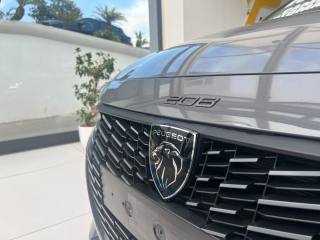 PEUGEOT 208 usata, con Fari Xenon