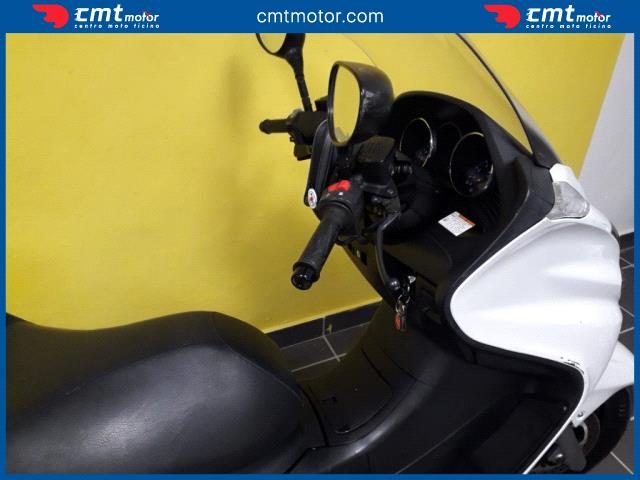 YAMAHA Majesty 400 usata 11