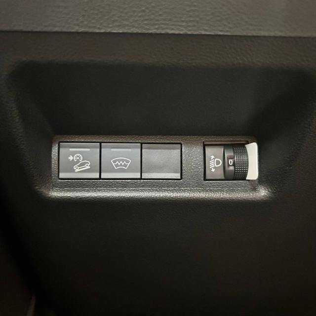 JEEP Avenger usata, con Bracciolo