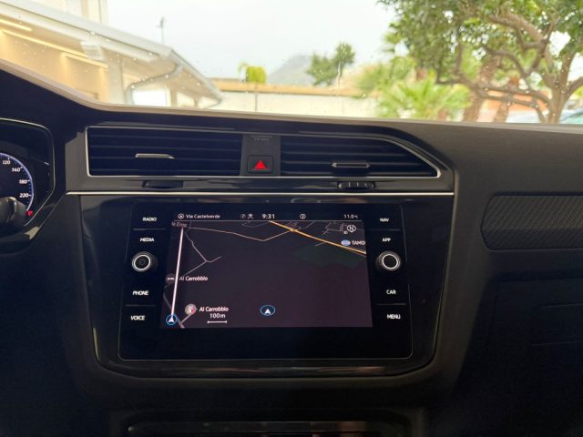 VOLKSWAGEN Tiguan usata, con Bracciolo