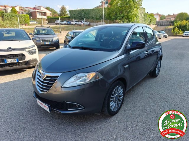 LANCIA Ypsilon usata, con Airbag