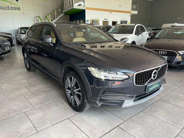 VOLVO V90 Cross Country usata, con Airbag laterali