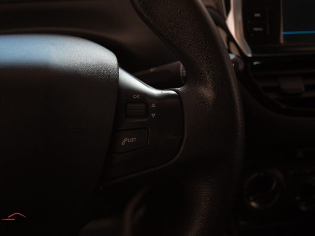 PEUGEOT 208 usata 25