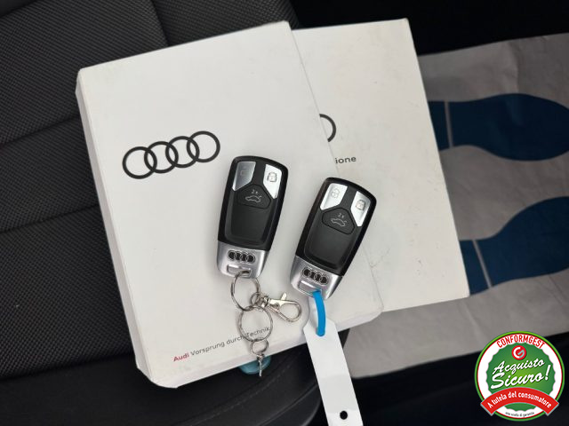 AUDI A4 usata, con Sedile posteriore sdoppiato