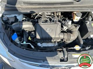 HYUNDAI i10 usata, con Specchietti laterali elettrici