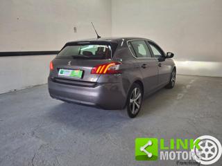 PEUGEOT 308 usata, con Controllo automatico clima