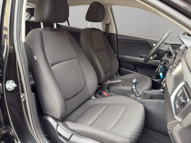 KIA Rio usata, con Specchietti laterali elettrici
