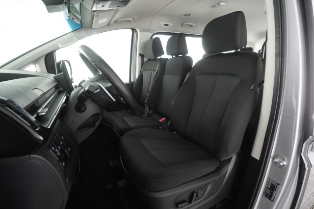HYUNDAI Staria usata 8