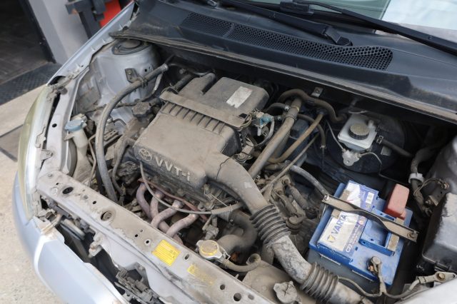 TOYOTA Yaris usata 65