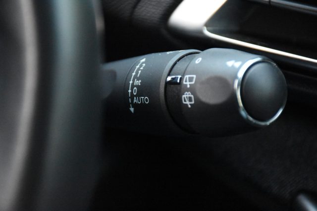 PEUGEOT 3008 usata, con Sedile posteriore sdoppiato