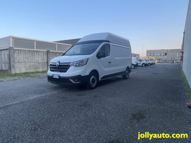 RENAULT Trafic usata, con Sensori di parcheggio posteriori