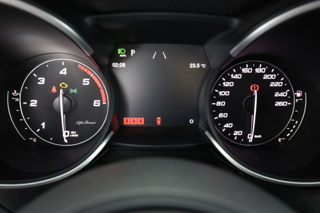 ALFA ROMEO Stelvio usata 6