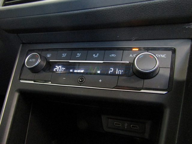 VOLKSWAGEN Polo usata, con Controllo trazione