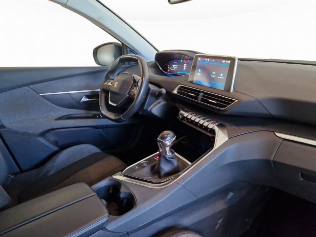 PEUGEOT 3008 usata, con Fari LED