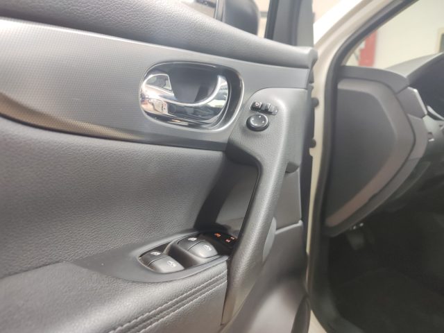 NISSAN Qashqai usata, con Sensore di luce