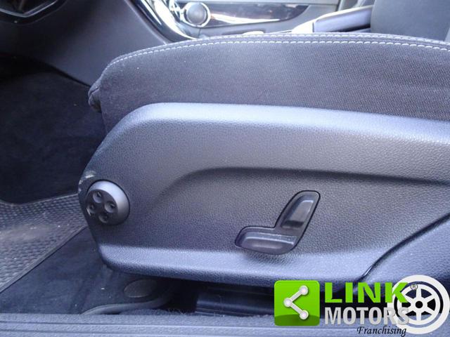 MERCEDES-BENZ C 300 usata, con Telecamera per parcheggio assistito