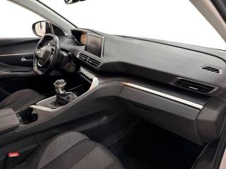 PEUGEOT 3008 usata, con Cruise Control