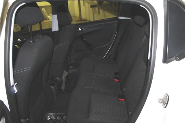 PEUGEOT 208 usata, con Climatizzatore