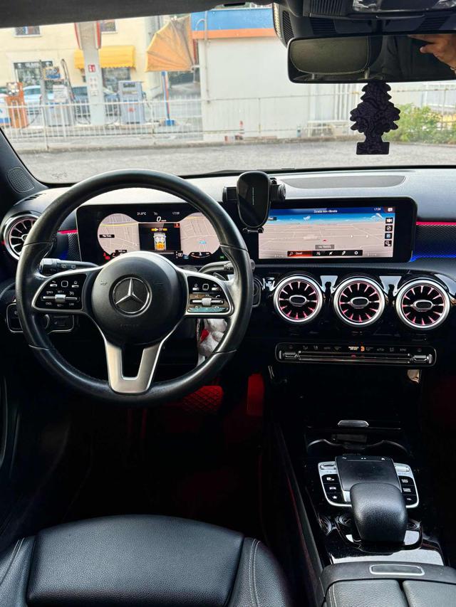 MERCEDES-BENZ A 180 usata, con Sistema di navigazione