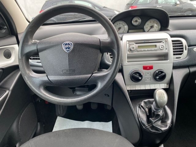 LANCIA Ypsilon usata, con Chiusura centralizzata