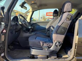 PEUGEOT 1007 usata, con Autoradio