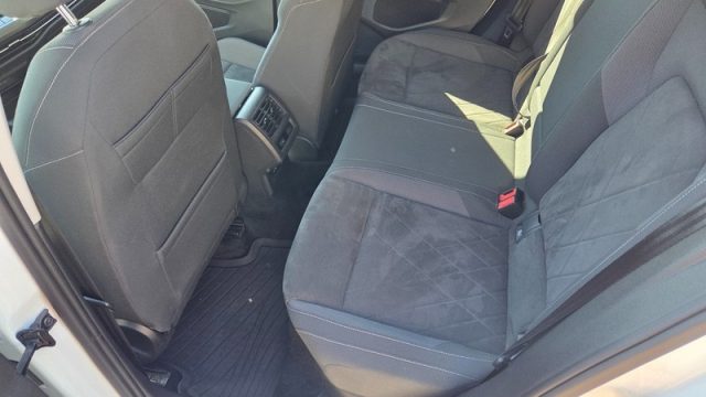 VOLKSWAGEN Golf usata, con Controllo automatico clima