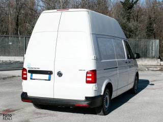 VOLKSWAGEN Transporter usata, con Autoradio