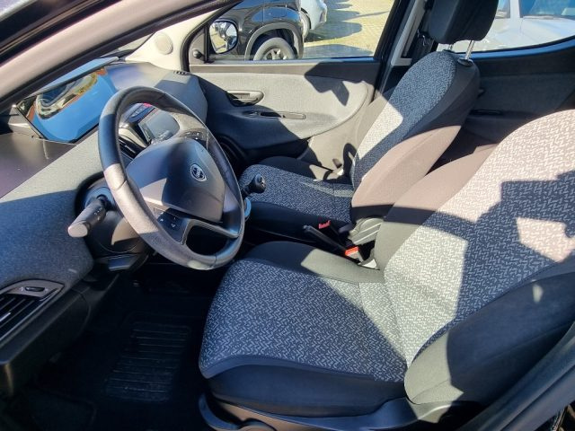 LANCIA Ypsilon usata 8