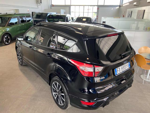 FORD Kuga usata, con Autoradio