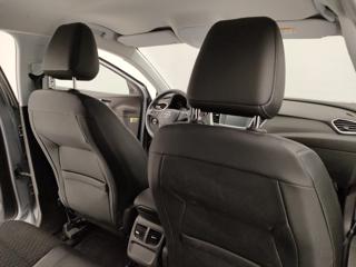 OPEL Grandland X usata, con Sedile posteriore sdoppiato