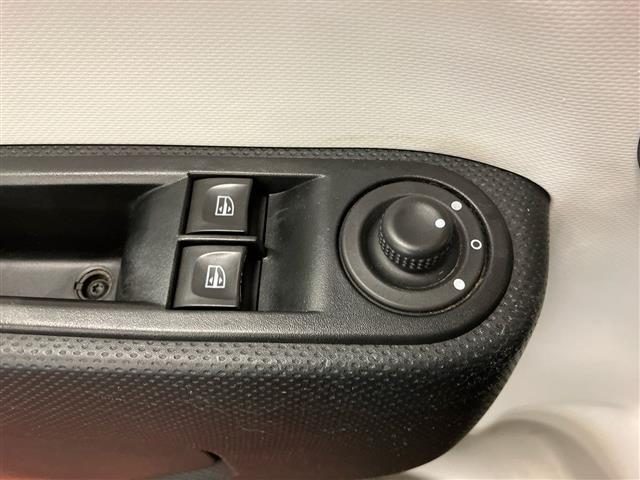 RENAULT Twingo usata 22