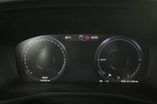 VOLVO XC40 usata 6