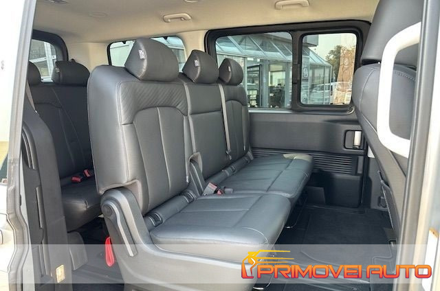 HYUNDAI Staria usata, con Autoradio