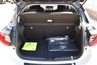 TOYOTA Yaris usata, con Boardcomputer
