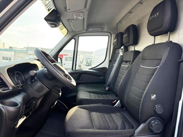 IVECO Daily usata, con Fendinebbia