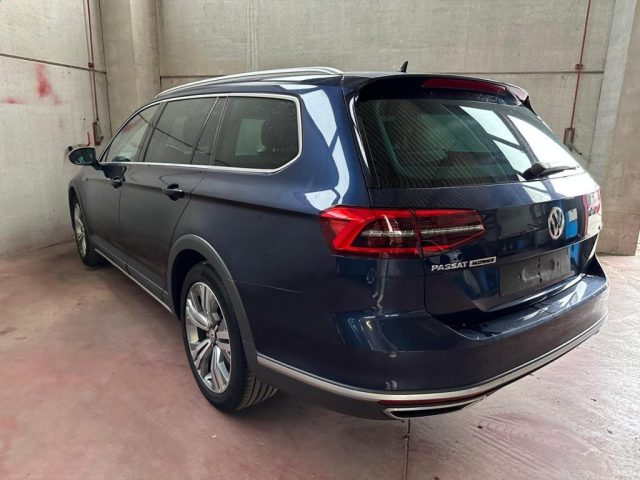 VOLKSWAGEN Passat Alltrack usata, con Alzacristalli elettrici