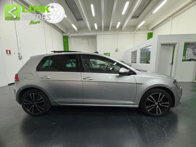 VOLKSWAGEN Golf usata, con Autoradio