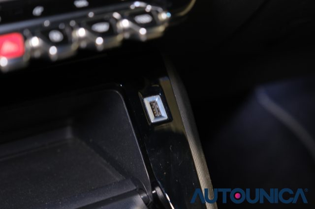 PEUGEOT 208 usata, con Bluetooth