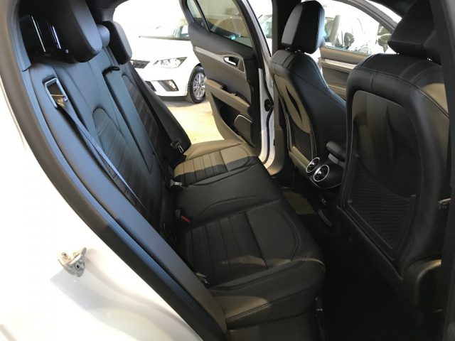 ALFA ROMEO Stelvio usata, con Controllo trazione