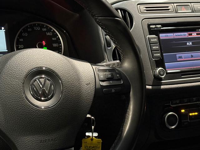 VOLKSWAGEN Tiguan usata, con Leve al volante