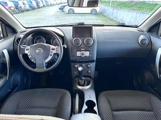 NISSAN Qashqai+2 usata 44