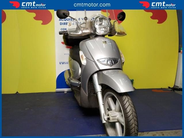 APRILIA Scarabeo 250 usata 1