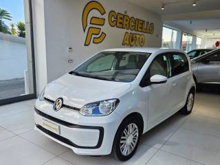 VOLKSWAGEN up! usata, con Autoradio