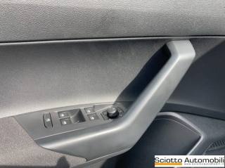 VOLKSWAGEN Taigo usata, con ESP