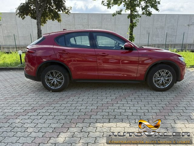 ALFA ROMEO Stelvio usata, con Alzacristalli elettrici