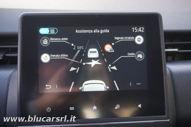 RENAULT Clio usata, con Specchietti laterali elettrici