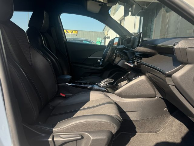 PEUGEOT 2008 usata, con Climatizzatore