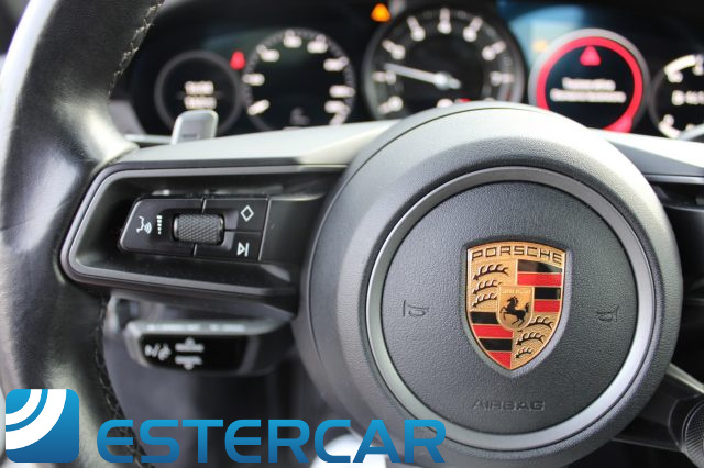 PORSCHE 911 usata, con Touch screen