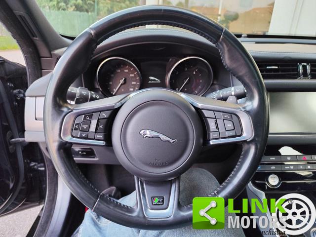 JAGUAR XF usata, con Autoradio